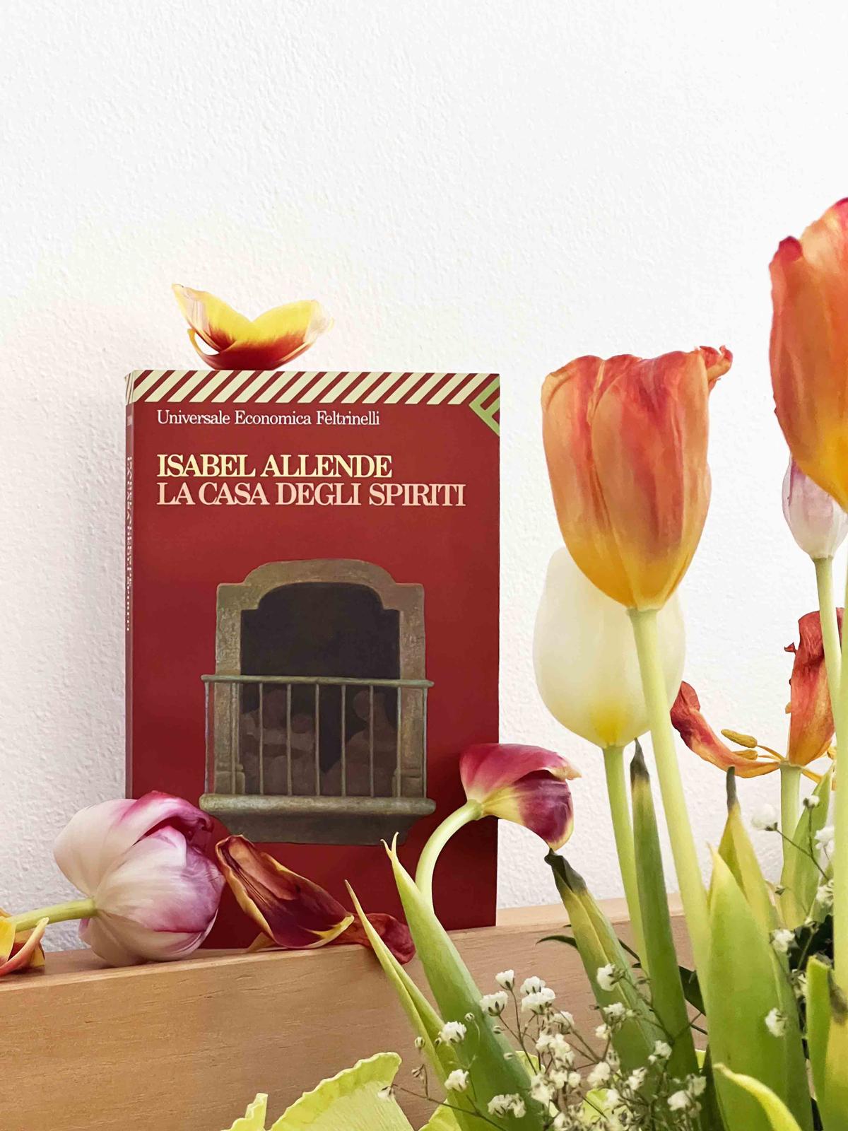 La casa degli spiriti Isabel Allende recensione