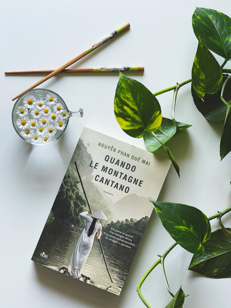 Recensione: Quando le montagne cantano - Nguyen Phan Que Mai - I libri di  Dede